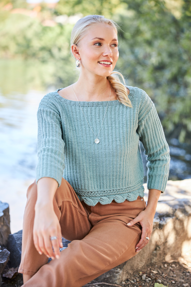 Kurzpulli mit Blattmusterbordüre | Anleitungsheft | Wolle Basic Cotton 0073 - lindgrün | Stricken | Regina Bühler, Pro Lana, Christophorus Verlag Kurzpulli mit Blattmusterbordüre | Anleitungsheft | Wolle Basic Cotton 0073 - lindgrün | Stricken | Regina Bühler, Pro Lana, Christophorus Verlag