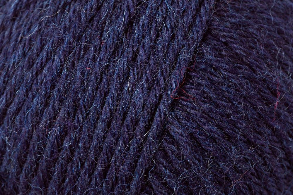 00324 marine | €5.25