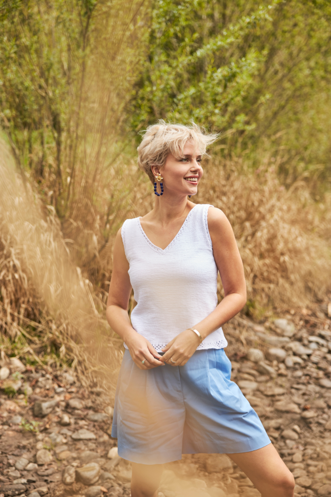 Top mit V-Ausschnitt | Anleitungsheft | Wolle Baby Cotton Organic  | Stricken | Regina Bühler, Pro Lana