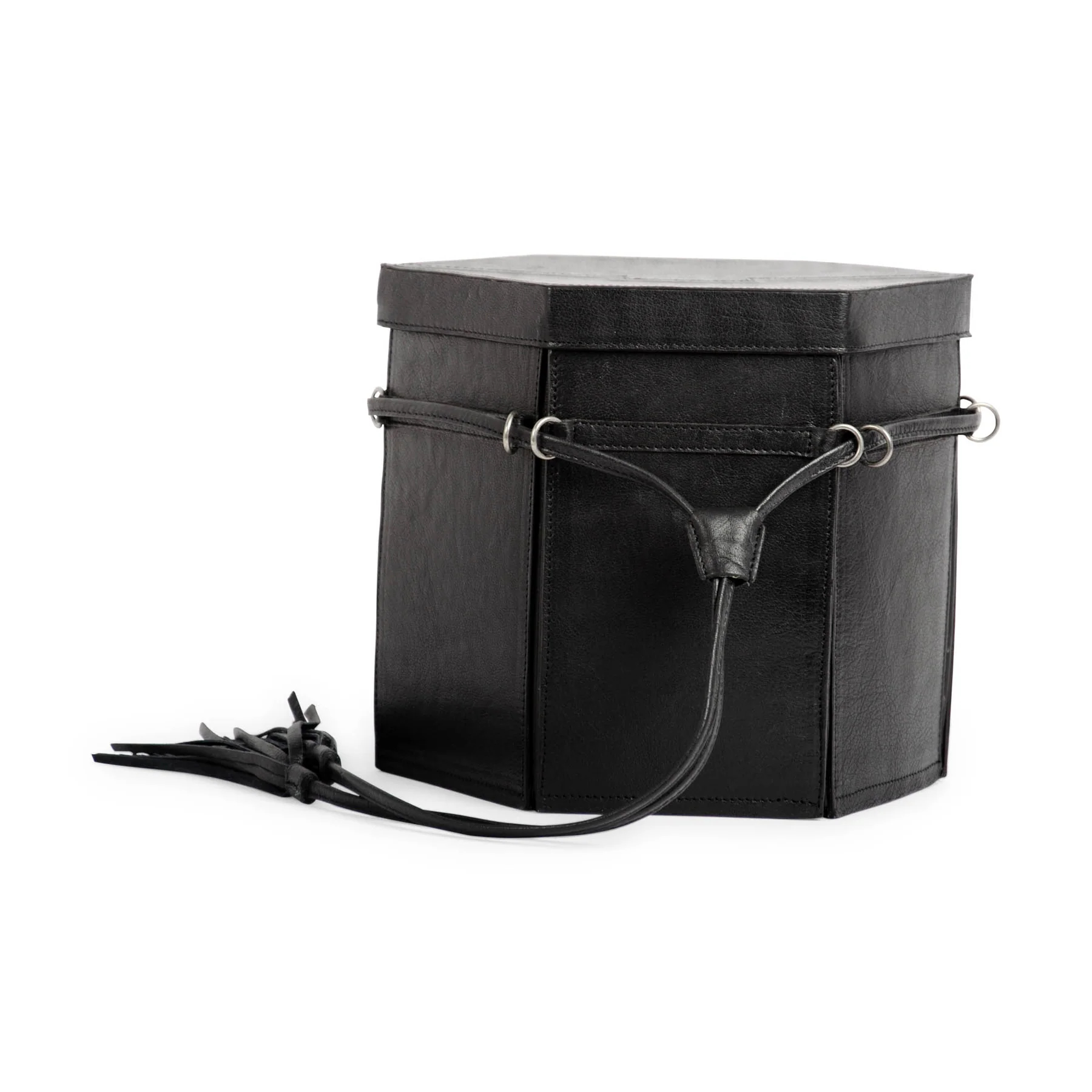 Evita XL - lederbox mit deckel, handgefertigt aus Echtleder von muud black