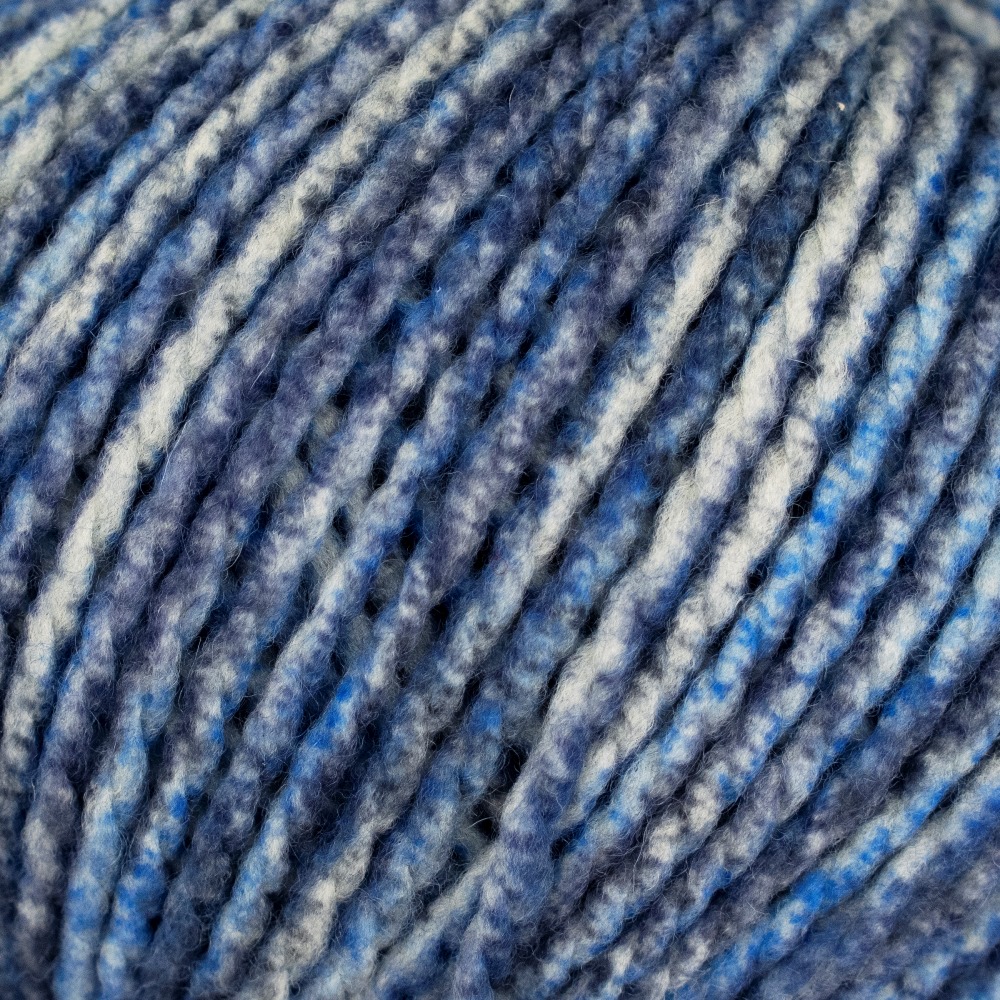 0006 - blau meliert | €5.95