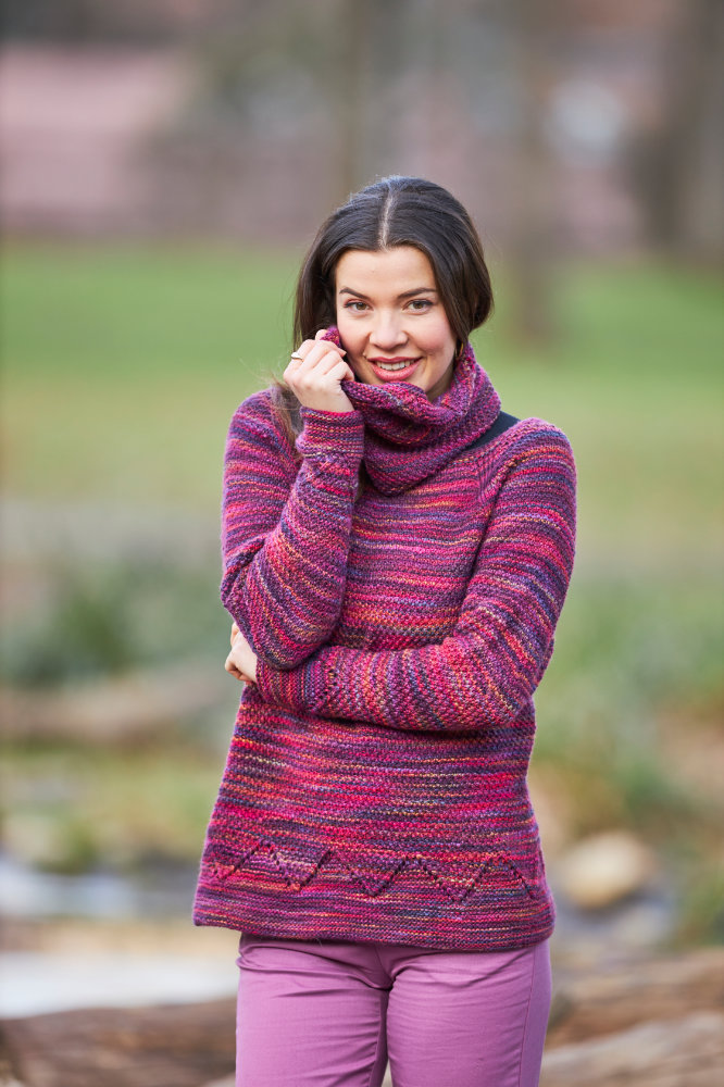 Pullover mit Zacken-Randblende mit Raglan von oben | Wollpaket mit Laos Kettgarn | Stricken