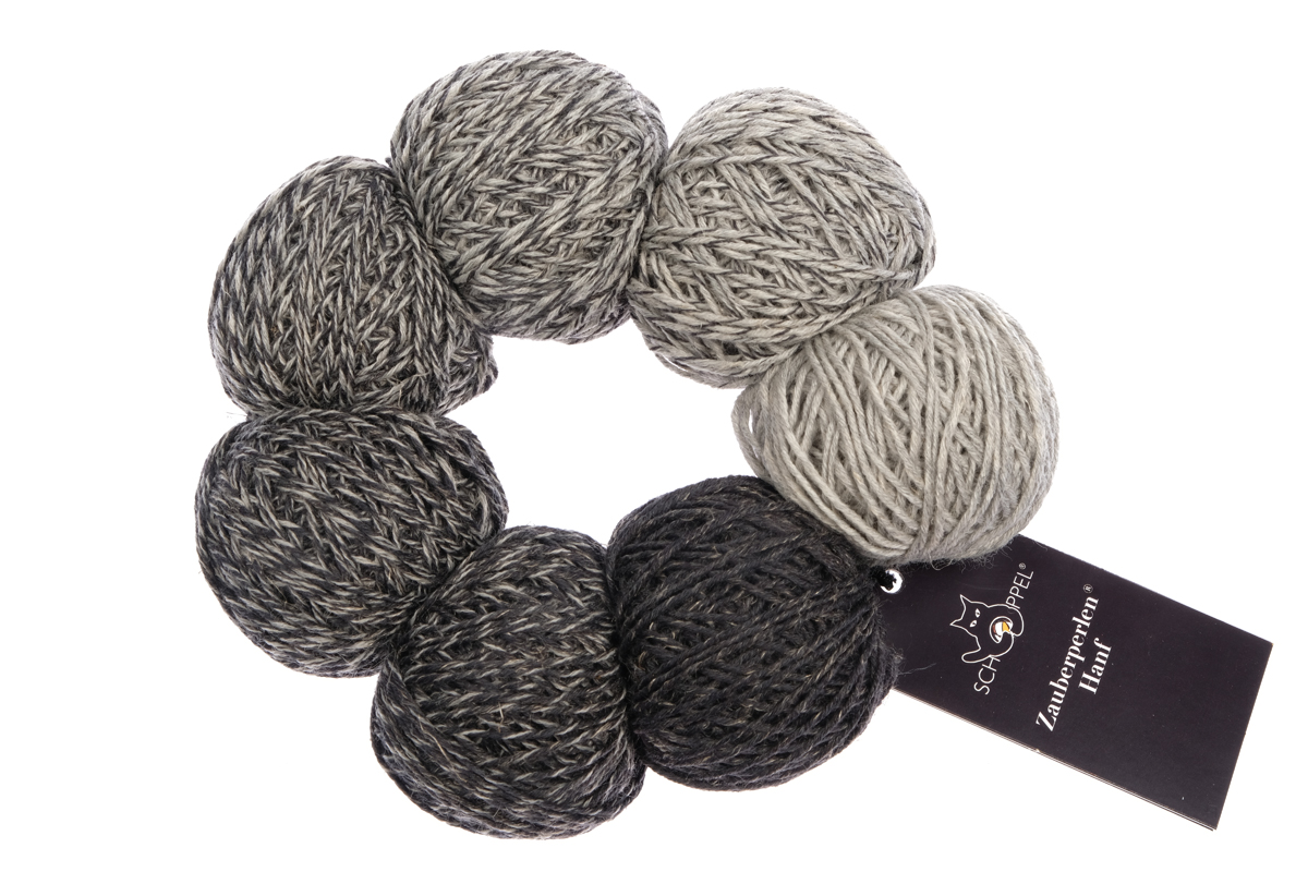 2527 - Alhambra | €17.95