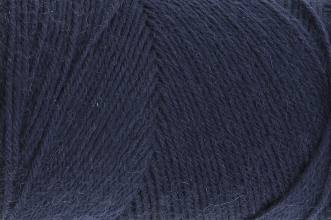 0025 - navy | €3.25