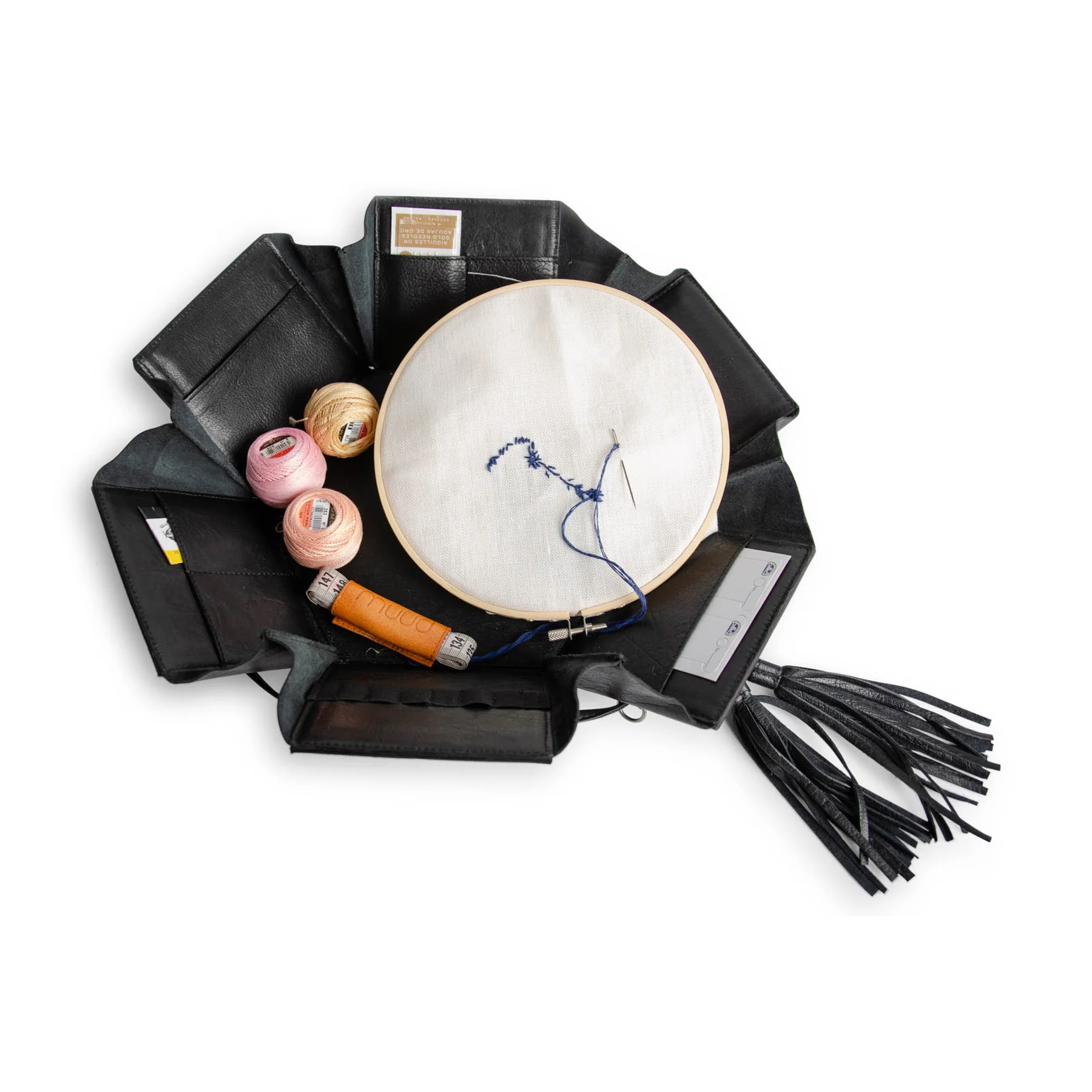 Evita - lederbox mit deckel, handgefertigt aus Echtleder von muud black