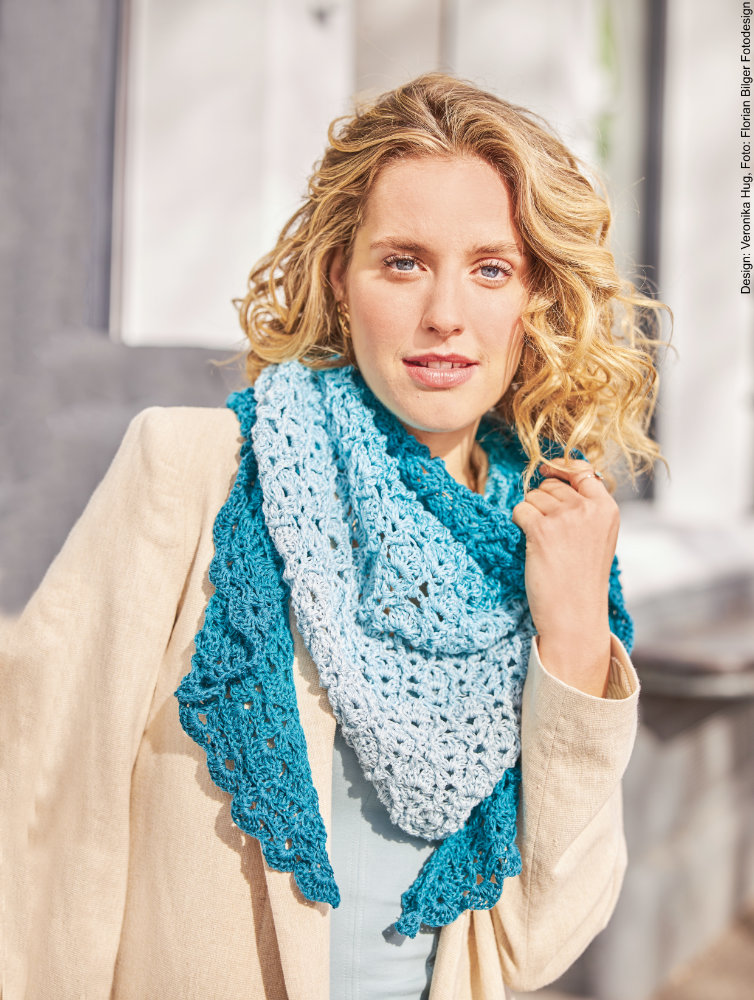 Woolly Hugs Maschenwelt - 05/2023 Tuch Relief - Waben ab Spitze | Anleitungsheft | Wolle BOBBEL cotton 800m | Häkeln | Veronika Hug, Woolly Hugs, Christophorus Verlag