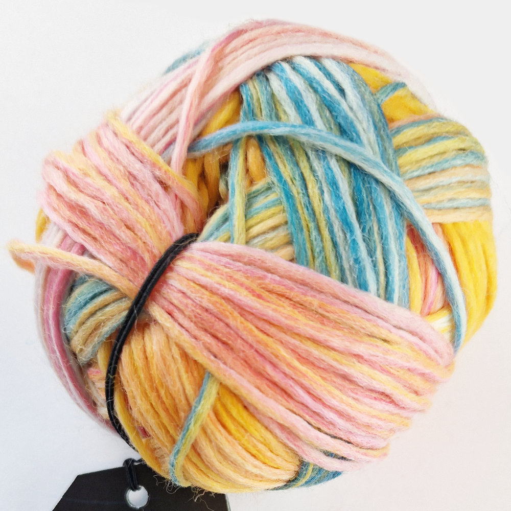 2641 - Annegret | €8.20