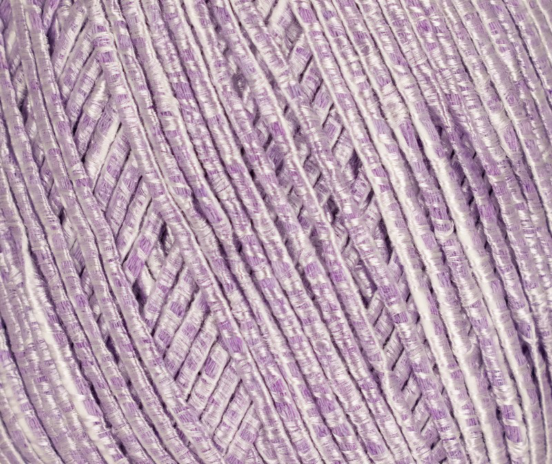 0004 - lila | €1.00