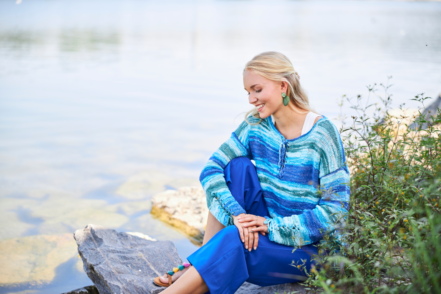 Pulli mit Schlitzen | Anleitungsheft | Wolle Soul Surf | Stricken | Regina Bühler, Pro Lana, Christophorus Verlag Pulli mit Schlitzen | Anleitungsheft | Wolle Soul Surf | Stricken | Regina Bühler, Pro Lana, Christophorus Verlag