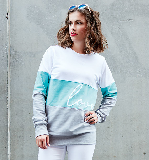 Athleisure - It-pieces aus Jersey, Sweat & Co. nähen. Mit Styleguide. In den Größen 34 - 46. Mit Schnittmusterbogen. Über 150 Designbeispiele. Mit Plottermotiven Athleisure - It-pieces aus Jersey, Sweat & Co. nähen. Mit Styleguide. In den Größen 34 - 46. Mit Schnittmusterbogen. Über 150 Designbeispiele. Mit Plottermotiven