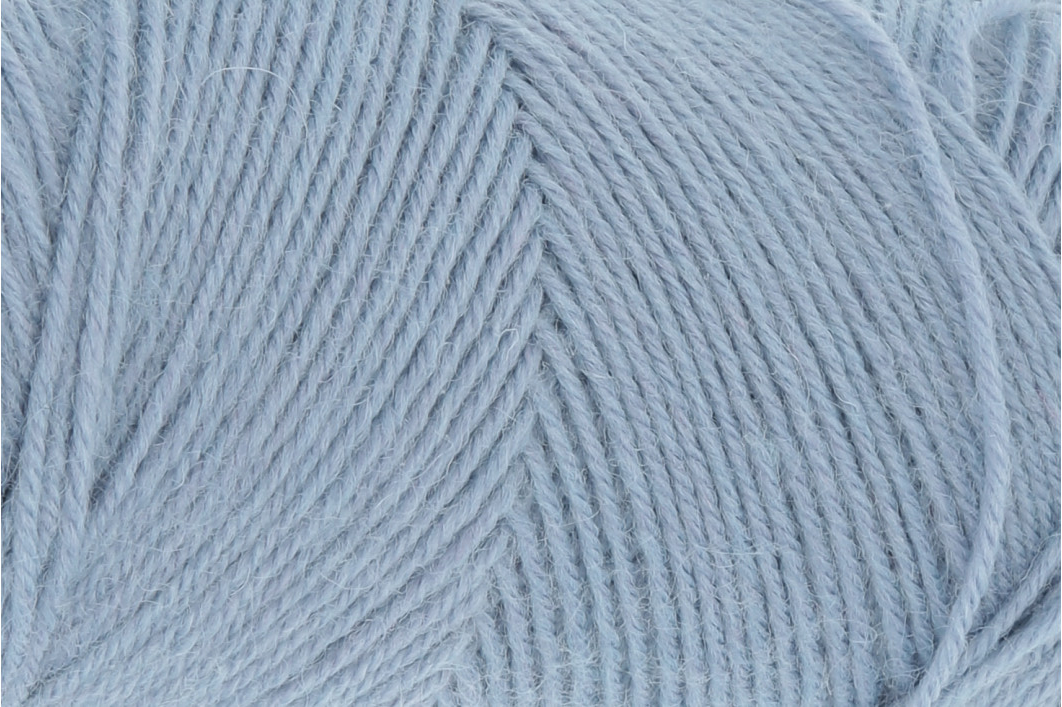 0234 - jeans hell | €3.25