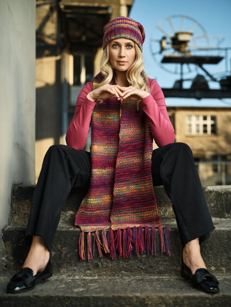 Schal im Fantasiemuster  | Wollpaket mit Laos Kettgarn  | Stricken | Pro Lana