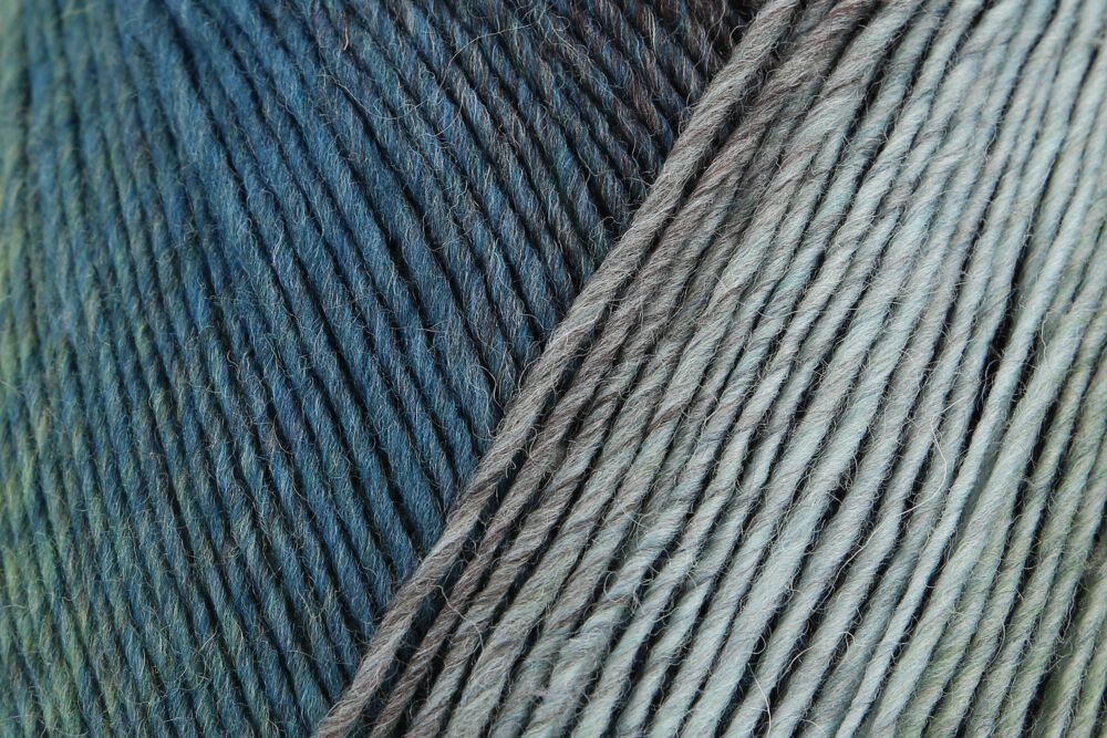 3071 into the sea | €16.95