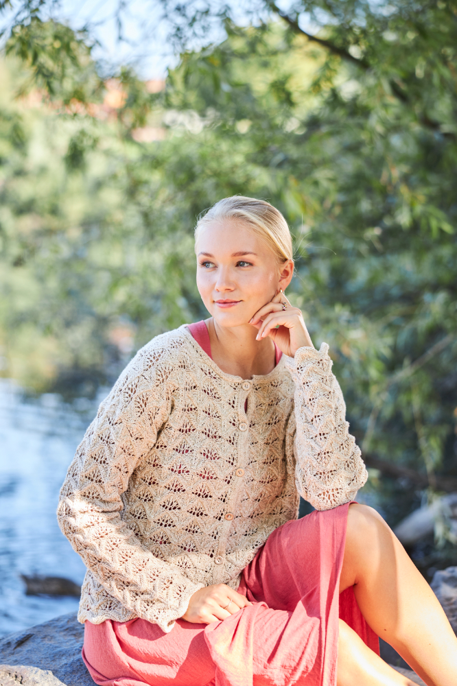 Jacke mit Zackenmuster | Anleitungsheft | Wolle Viva Summer | Stricken | Regina Bühler, Pro Lana, Christophorus Verlag Jacke mit Zackenmuster | Anleitungsheft | Wolle Viva Summer | Stricken | Regina Bühler, Pro Lana, Christophorus Verlag