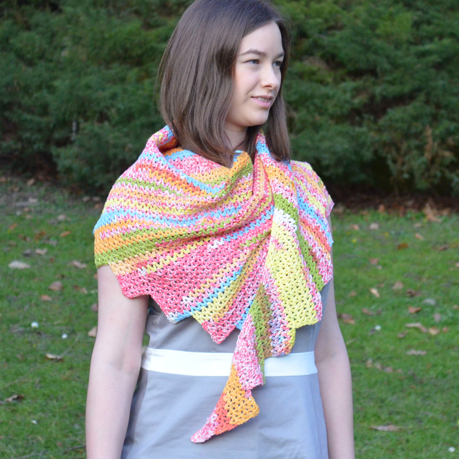 Drachenschal Frühlingswiese | Einzelanleitung | Wolle Sandy Design Color Linie 165  | Häkeln | Annemarie