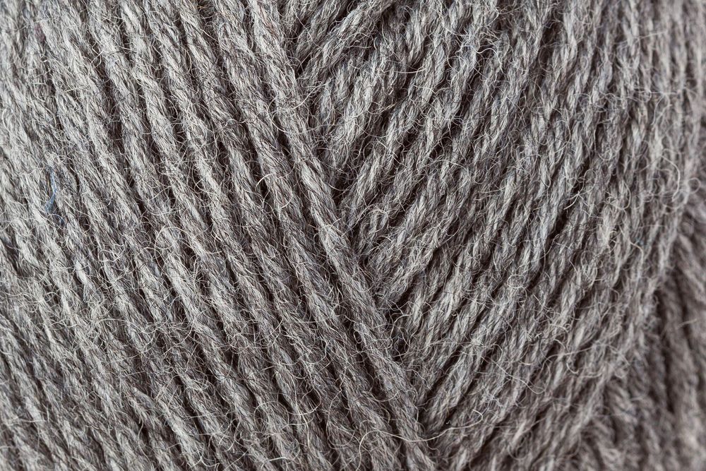 00044 mittelgrau meliert | €5.25