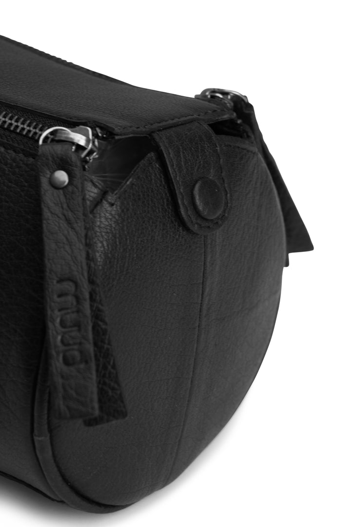 Drew toiletry - Tasche für kleine Strick- oder Häkelprojekte / Kosmetik, handgefertigt aus Echtleder von muud black