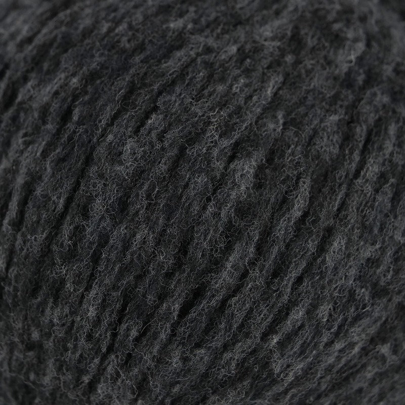 0008 - schwarz | €7.95