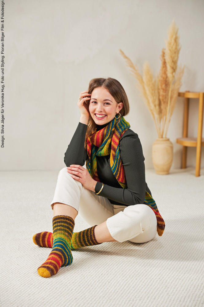 Schrägstreifen-Schal mit Socken | Anleitungsheft | Wolle Paint Socks | Stricken | Veronika Hug, Woolly Hugs, Christophorus Verlag Schrägstreifen-Schal mit Socken | Anleitungsheft | Wolle Paint Socks | Stricken | Veronika Hug, Woolly Hugs, Christophorus Verlag