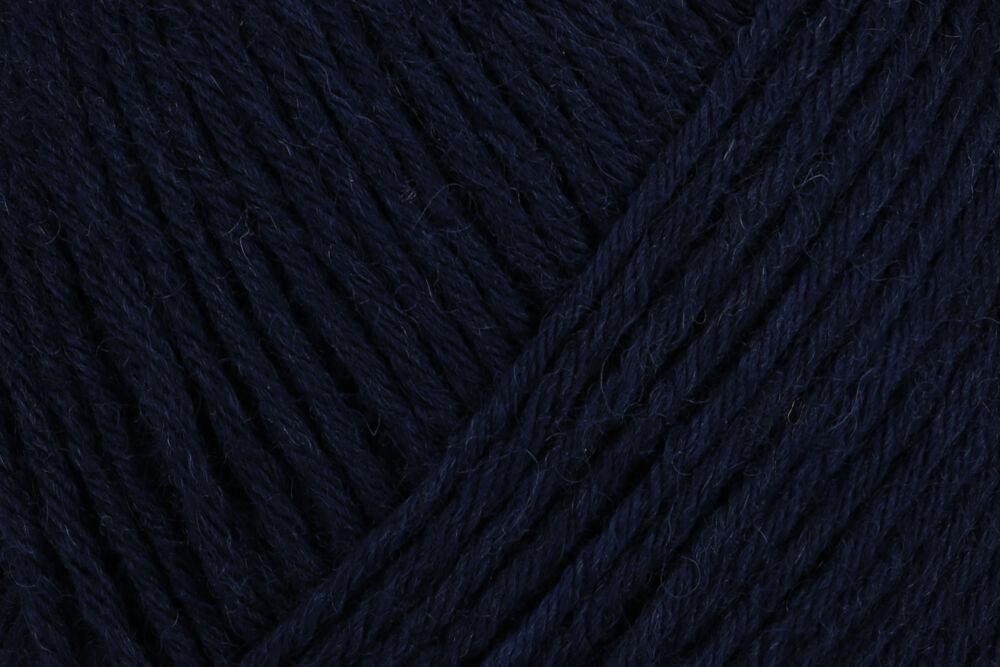 00324 marine | €11.95