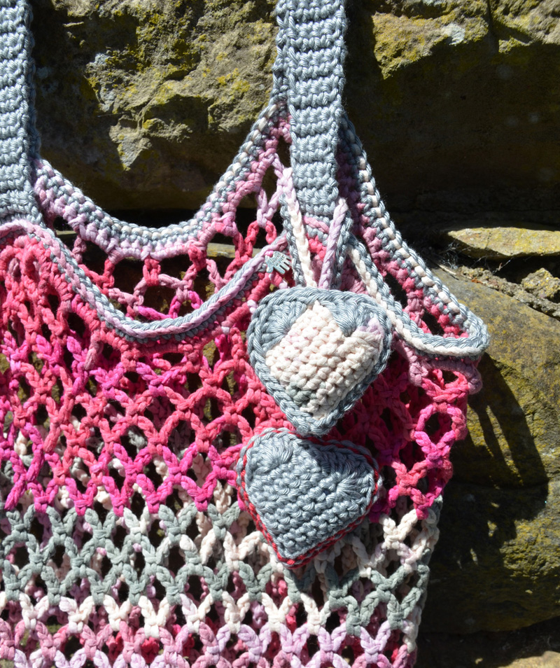 Häkelnetz Lollipop | Einzelanleitung | Wolle Arona, ONline Linie 346 0115 - pink / rot / grau | Häkeln | Annemarie