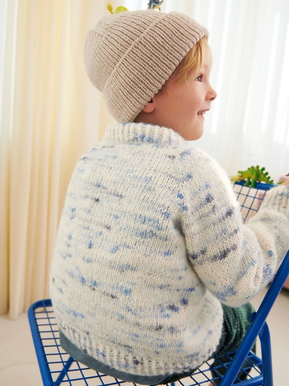 Debutant Sweater Junior | Anleitungsheft + Wolle Poppy | Stricken