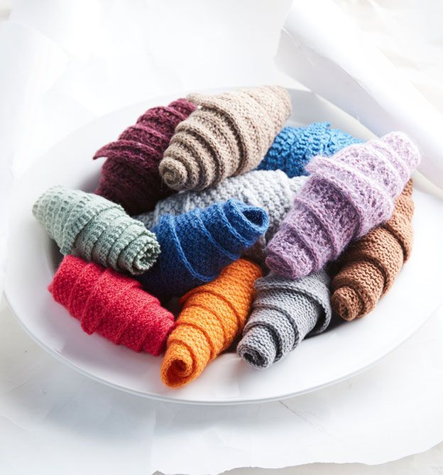 Mini-Tücher stricken - Einfach, schnell und mit wenig Material Mini-Tücher stricken - Einfach, schnell und mit wenig Material
