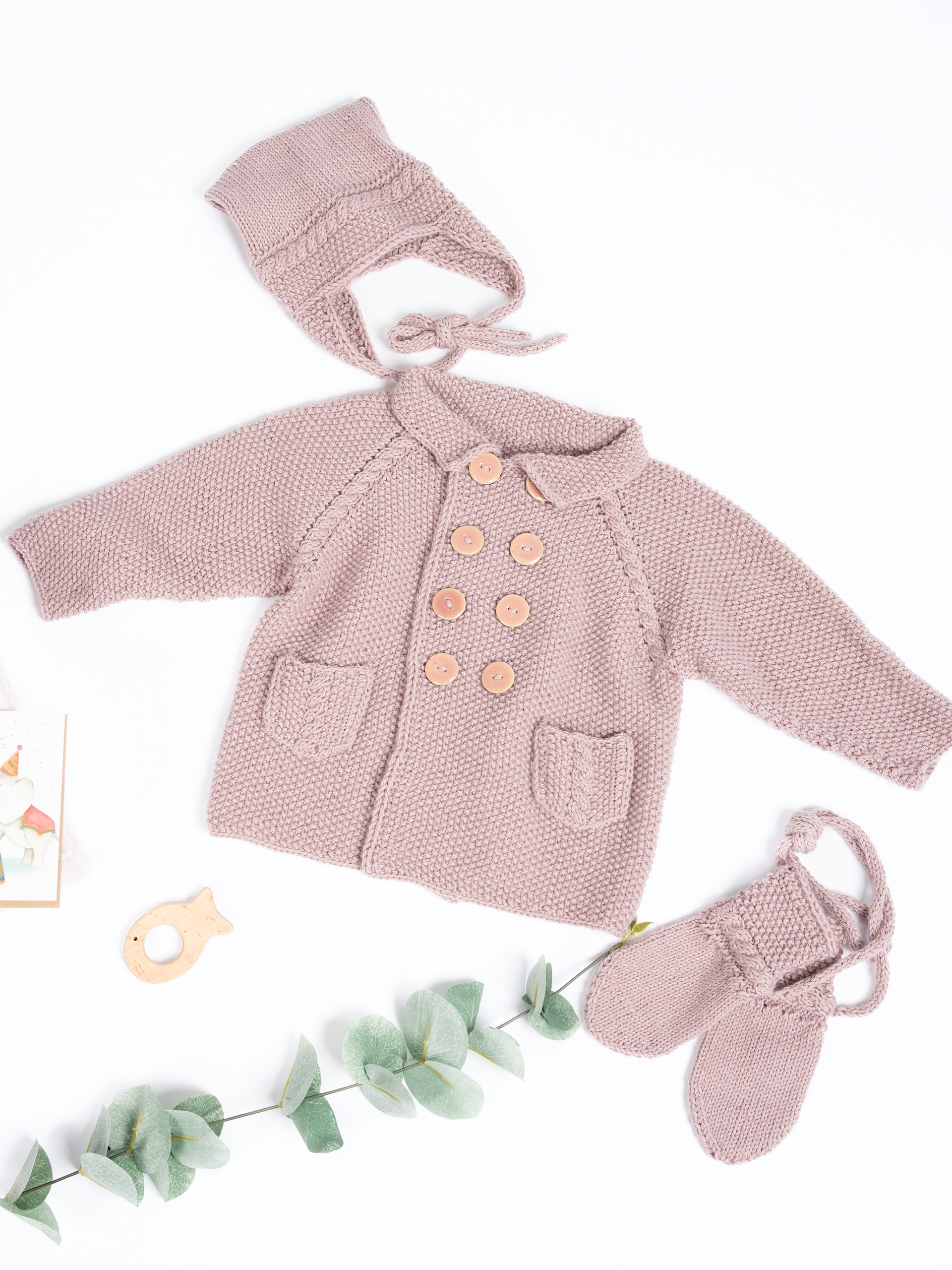 Raglanjäckchen mit Zopfmusterstreifen | Einzelanleitung | Wolle Baby Micro  | Stricken | Pro Lana