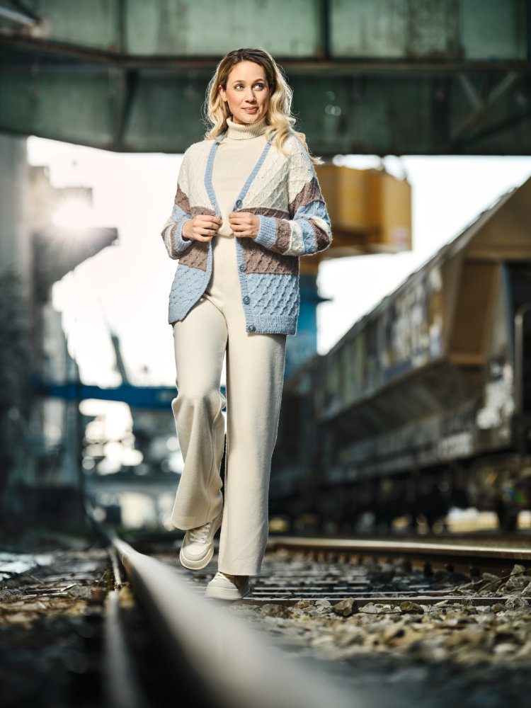 Jacke mit Blockstreifen  | Wollpaket mit Alpaka deluxe  | Stricken | Pro Lana