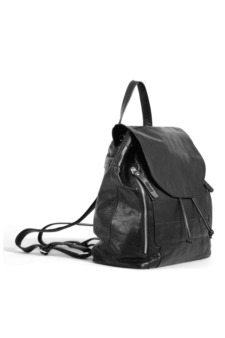 gimo - handgefertigter rucksack , handgefertigt aus Echtleder von muud black