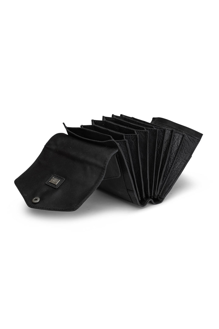 Betina - etui für deine nadelspitzen, handgefertigt aus Echtleder von muud black