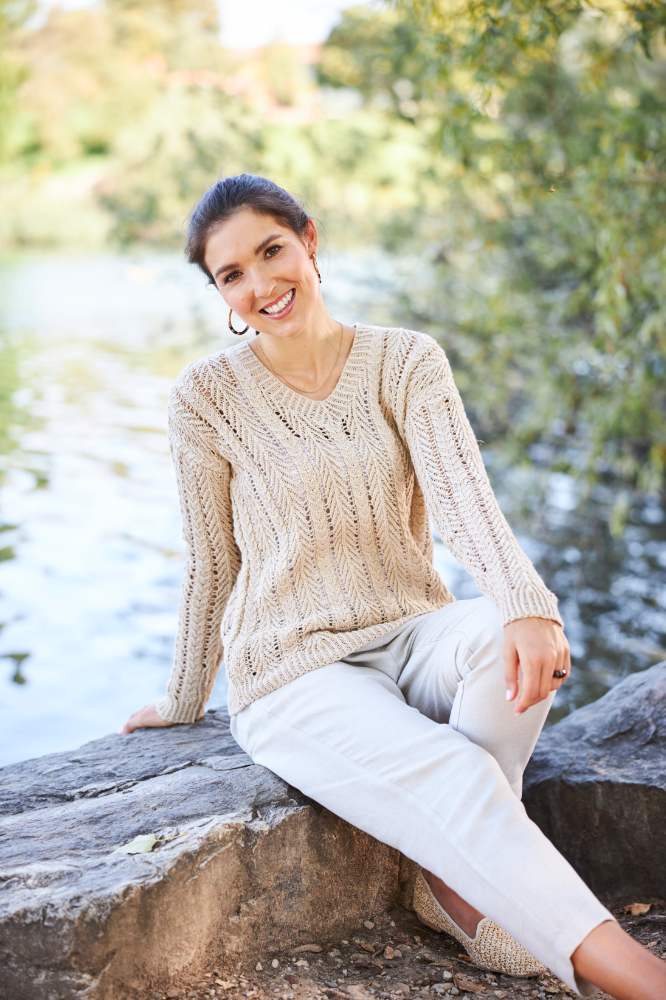 Pulli mit Zopfmusterkombinationen | Anleitungsheft + Wolle Natural Logic | Stricken