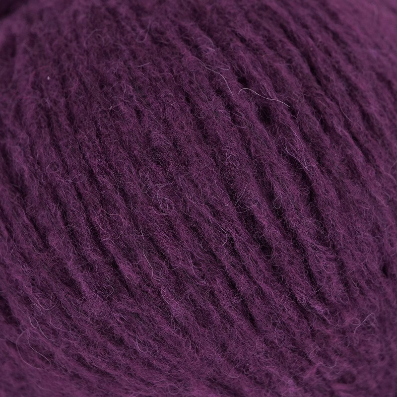 0004 - aubergine | €7.95