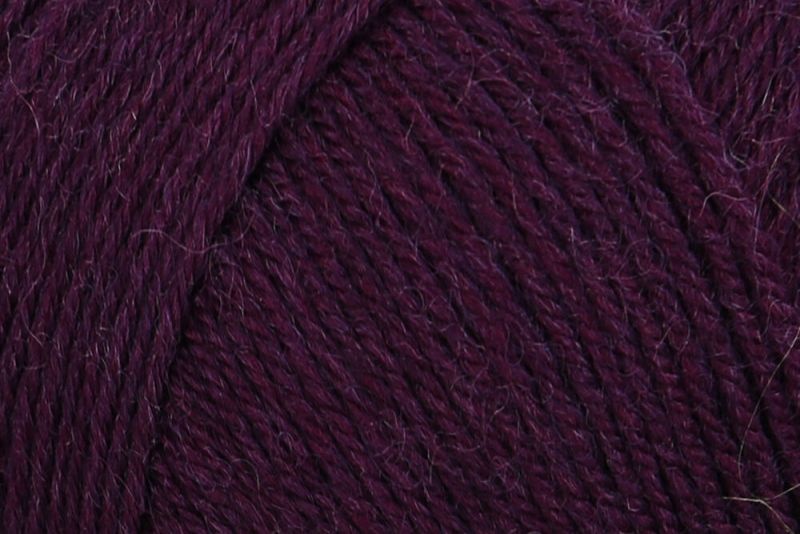 1055 - aubergine | €7.95
