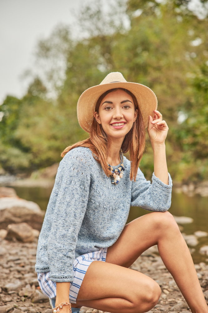 Pulli mit Lochmuster-Rundpasse | Anleitungsheft | Wolle Viva Summer  | Stricken | Regina Bühler, Pro Lana