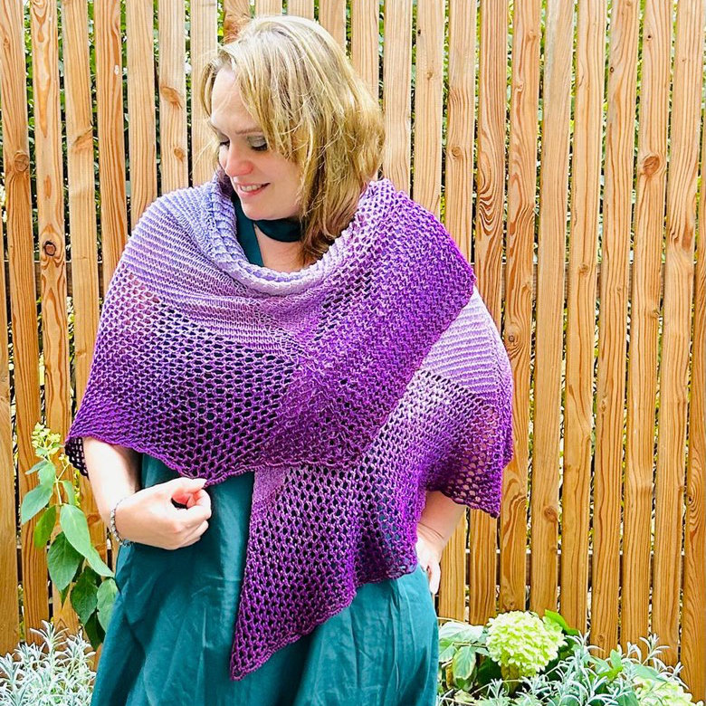 Fledermaustuch Sterntaler | Einzelanleitung | Wolle Bobbel Cotton XXL | Stricken | Sylvie Rasch Fledermaustuch Sterntaler | Einzelanleitung | Wolle Bobbel Cotton XXL | Stricken | Sylvie Rasch